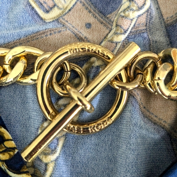 MICHAEL KORS Navy Chain Print Blouse - Picture 4 of 6